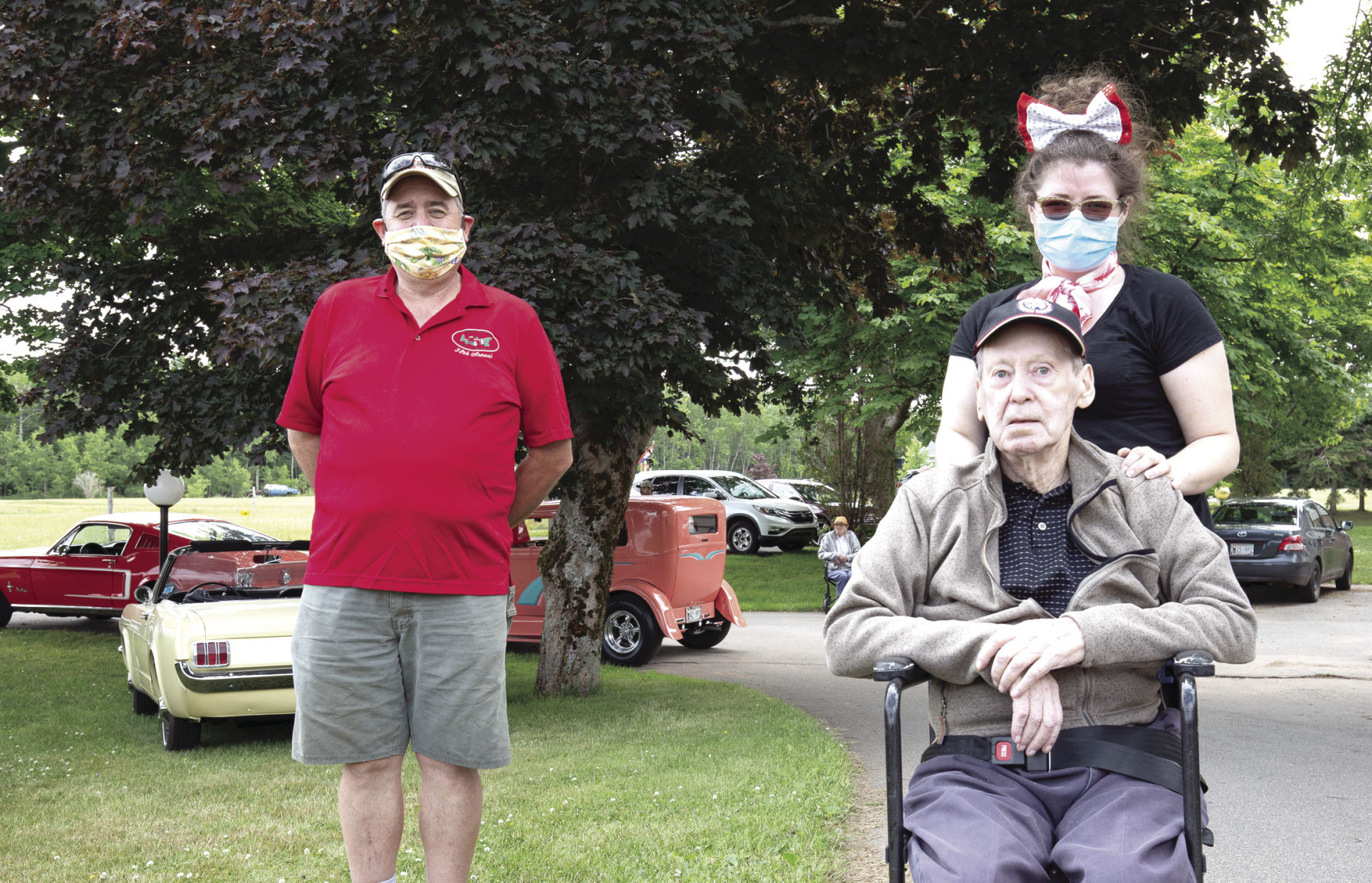 Lodge residents take ride down memory lane